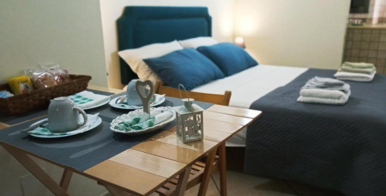 Palazzo Saraceno Apartment-Taras Taranto Bagian luar foto