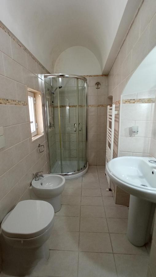 Palazzo Saraceno Apartment-Taras Taranto Bagian luar foto